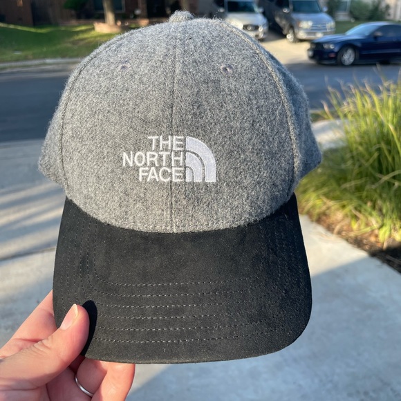 North Face Mens Wool Hat 